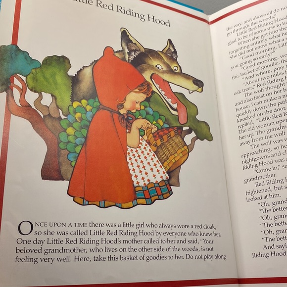 Care Bears Book of Favorite Bedtime Stories Hardcover Picture Book 1984 - Picture 15 of 16